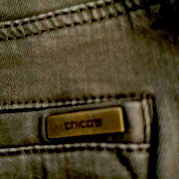 Chico’s So Slimming Girlfriend Ankle Jean - Picture 7 of 9